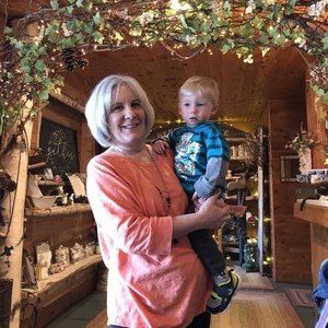 Meet your Posher, Linda